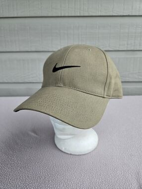 Nike Grey Silver Tag Beige Brown Cap Hat Strapback Adjustable 100% Cotton